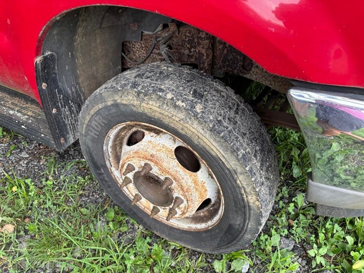 2003-ford-f550-image-8