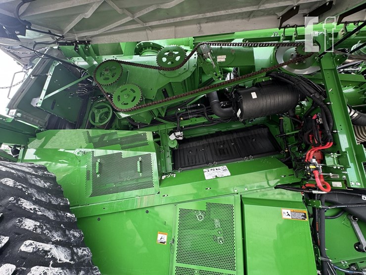 2020-john-deere-s780-image-11