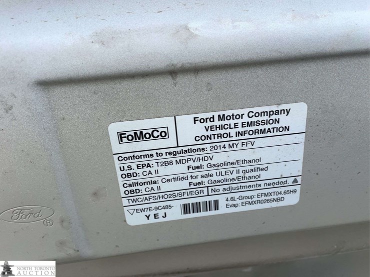 2014-ford-cargo-image-17