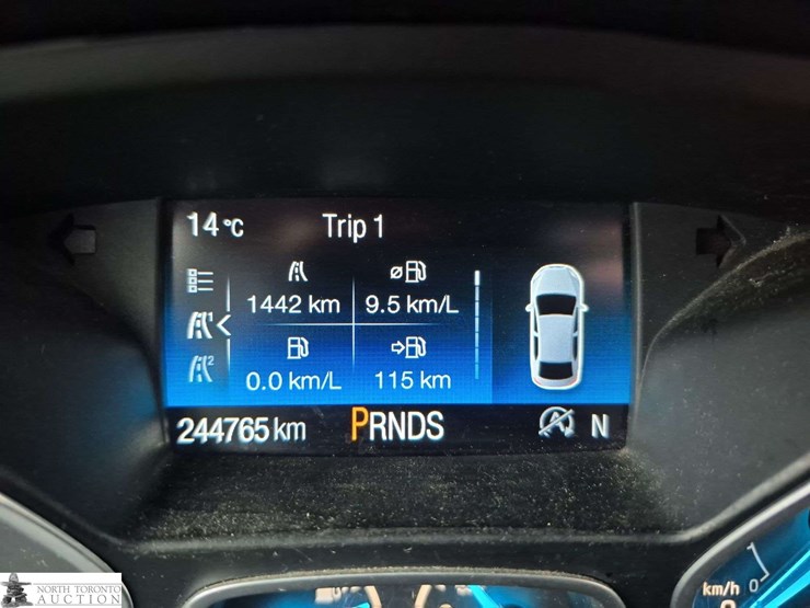 2017-ford-escape-image-19