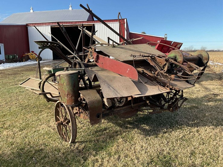 john-deere-8-image-5