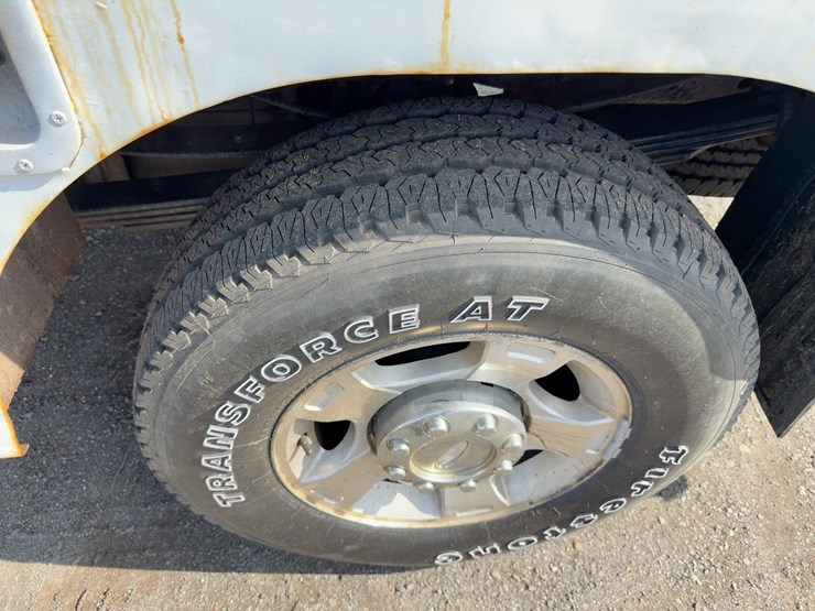 2010-ford-f350-xlt-image-10