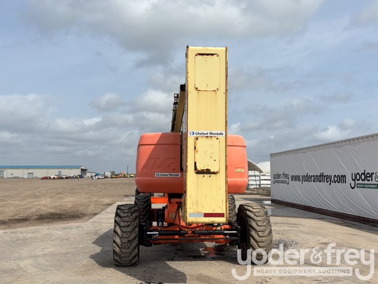 2014-jlg-800aj-image-4