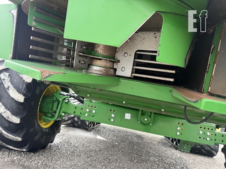 2020-john-deere-s780-image-33