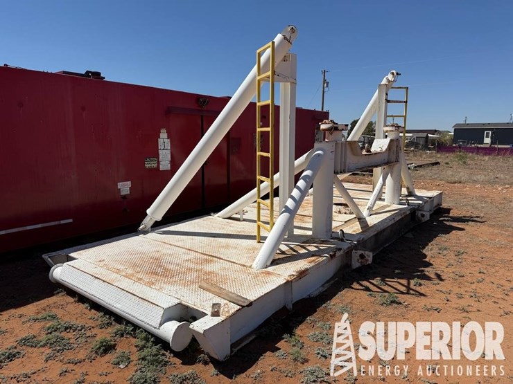 (18-5a)-9'w-x-27'6"l-well-service-mast-base-beam-image-1