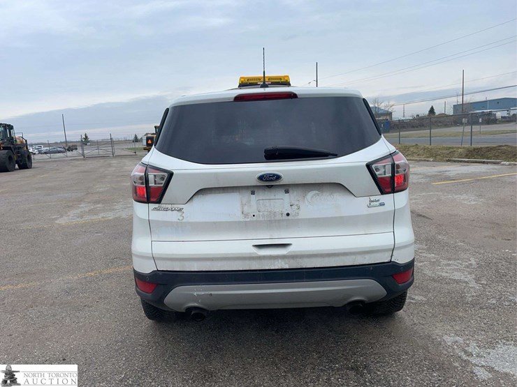2017-ford-escape-image-6