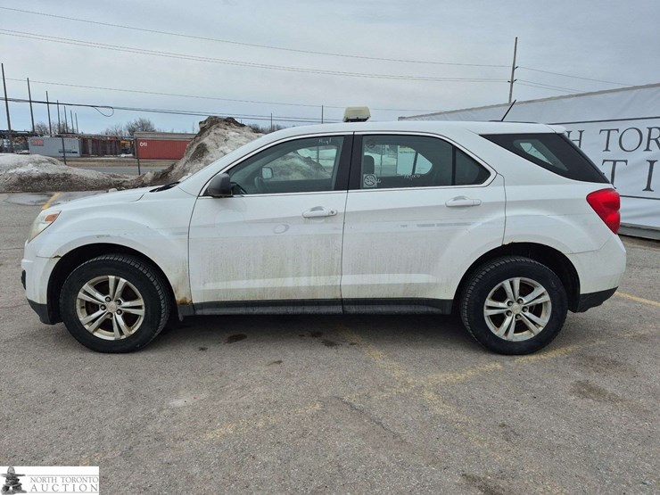 2015-chevrolet-equinox-image-8