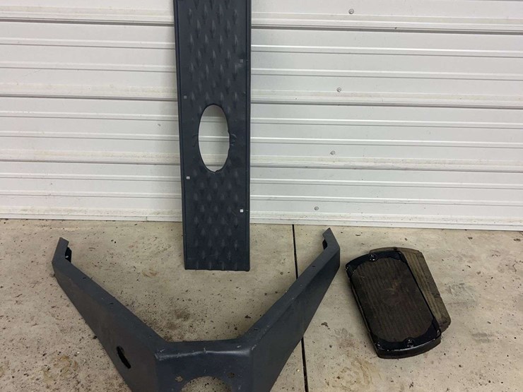 fordson-fender-parts-image-1