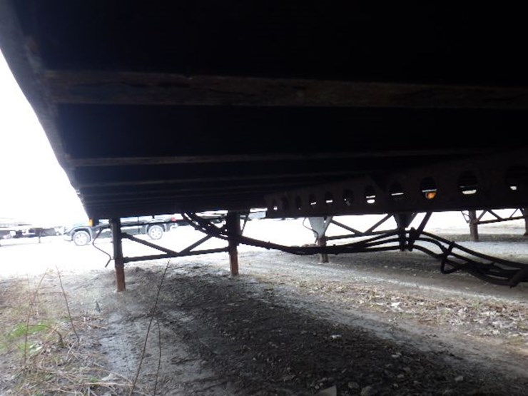 2014-hyundai-translead-image-22