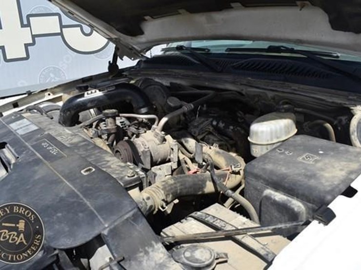 2007-chevrolet-3500-image-36