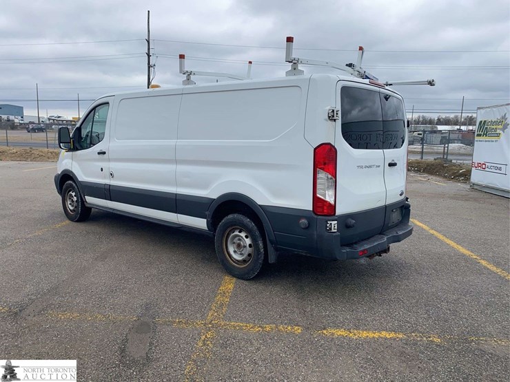 2015-ford-transit-image-4