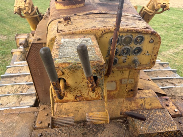 caterpillar-d7g-image-31