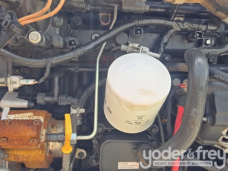 2021-bobcat-t740-image-62