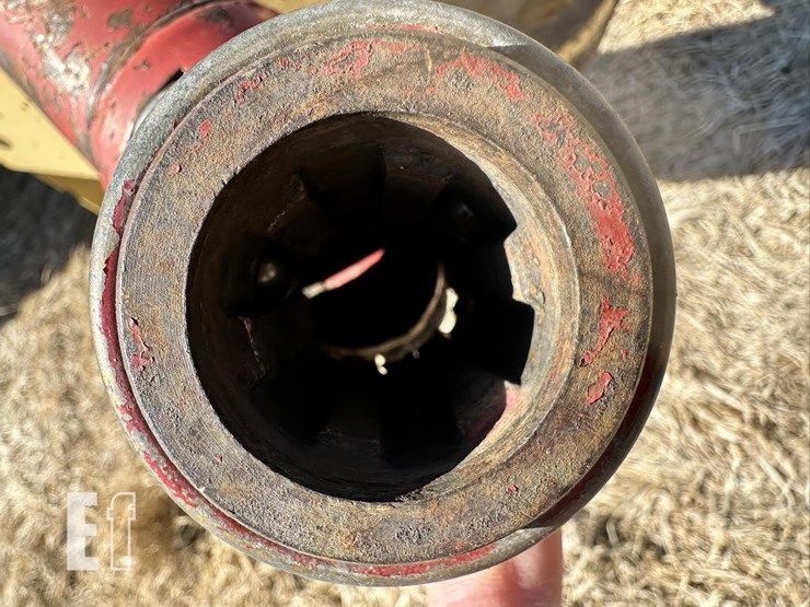 new-holland-791-image-3