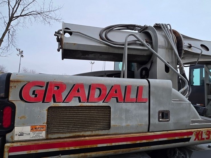 2001-gradall-xl3100-image-22