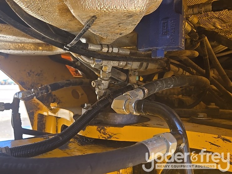 2020-jcb-457zx-image-38