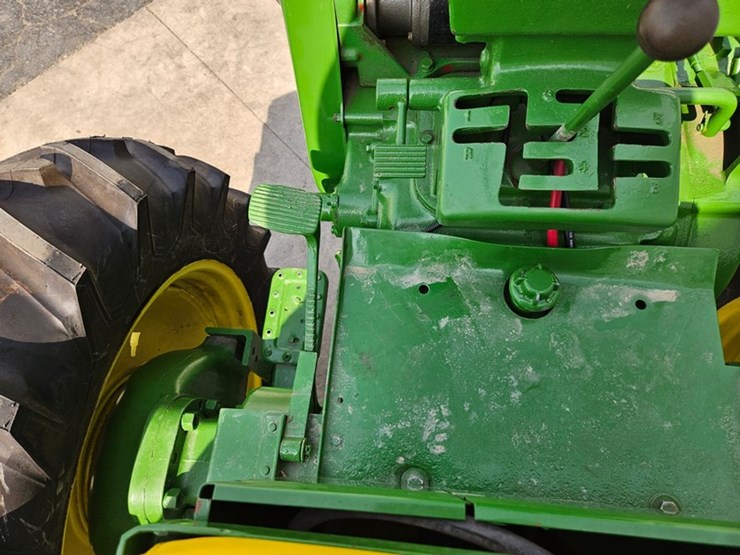 1959-john-deere-730-image-22