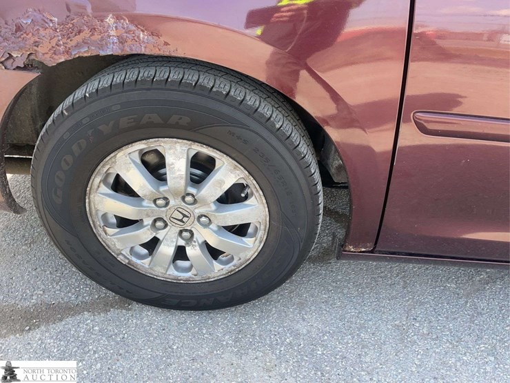 2010-honda-odyssey-image-23