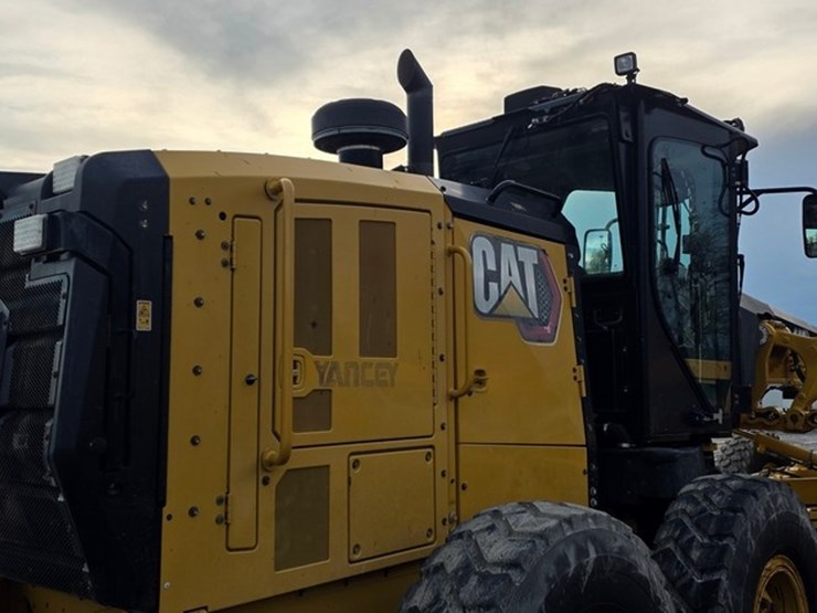 2020-caterpillar-140-image-28