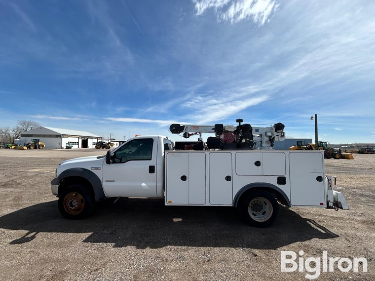 2005-ford-f550-image-8