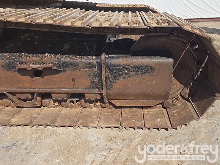 2019-caterpillar-336-image-15