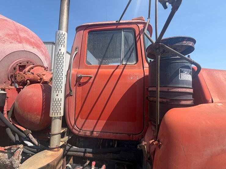 #31932-•-1986-mack-dm6-tandem-axle-concrete-truck-image-24