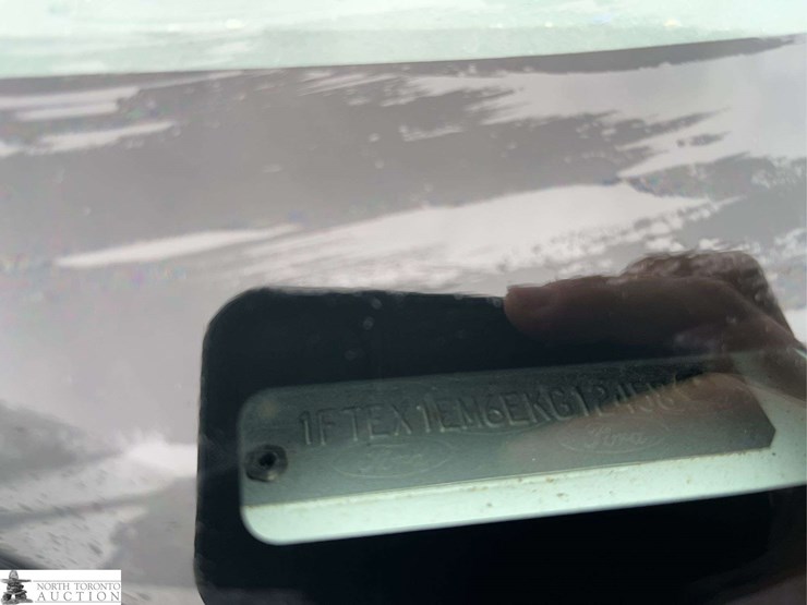 2014-ford-f150-image-13