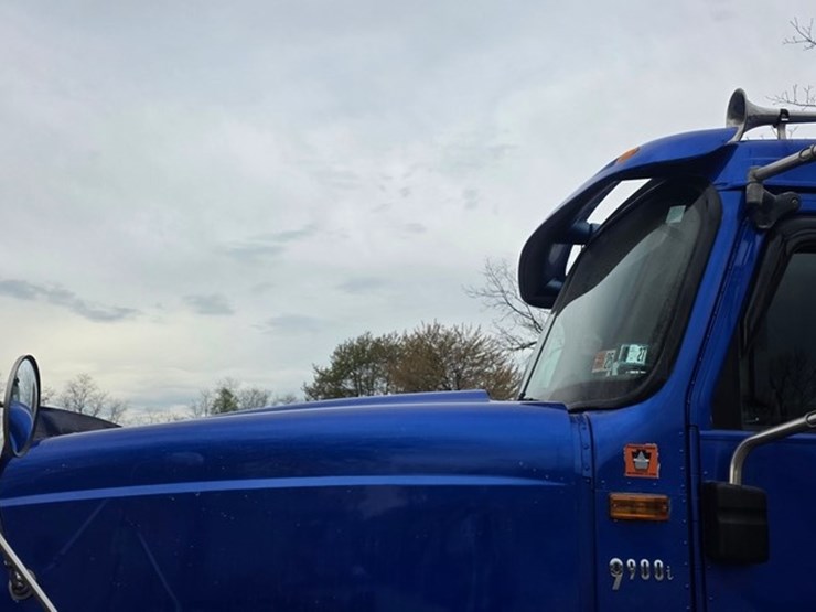 2006-international-9900-image-11