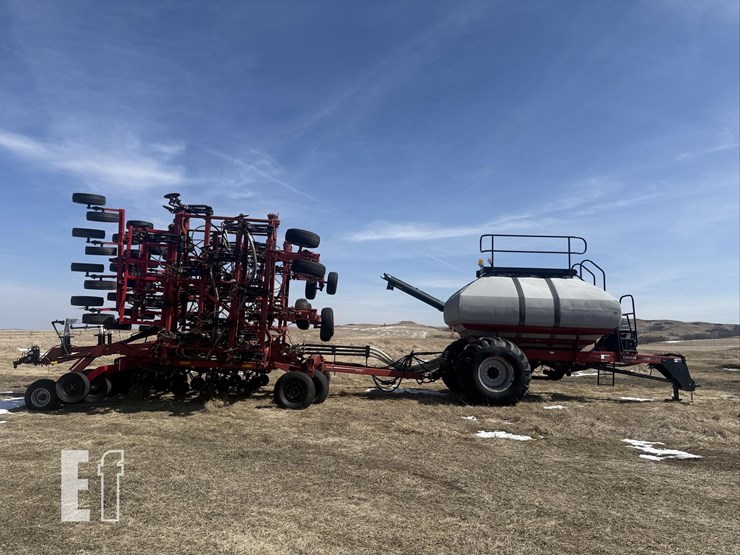 2011-case-ih-3430-image-2