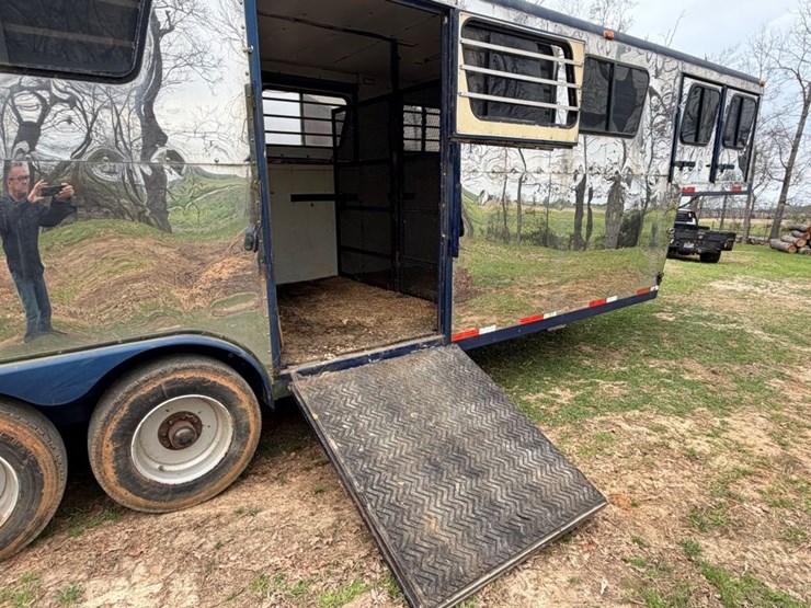 #31730-•-1997-grand-prix-30'-gooseneck-livestock-trailer-image-14