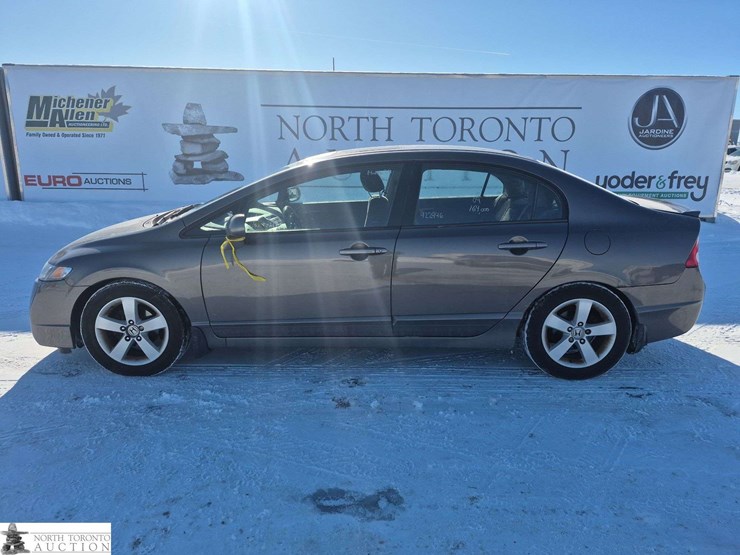 2009-honda-civic-sport-4dr-sedan-5a-image-2