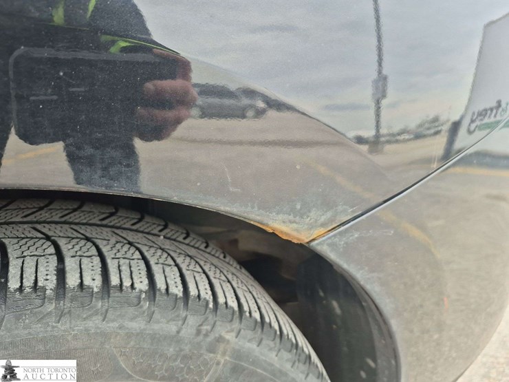 2014-mazda-mazda5-image-26