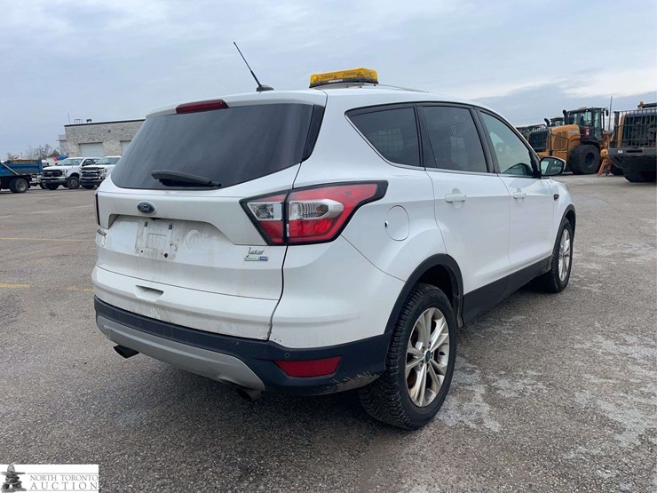 2017-ford-escape-image-5