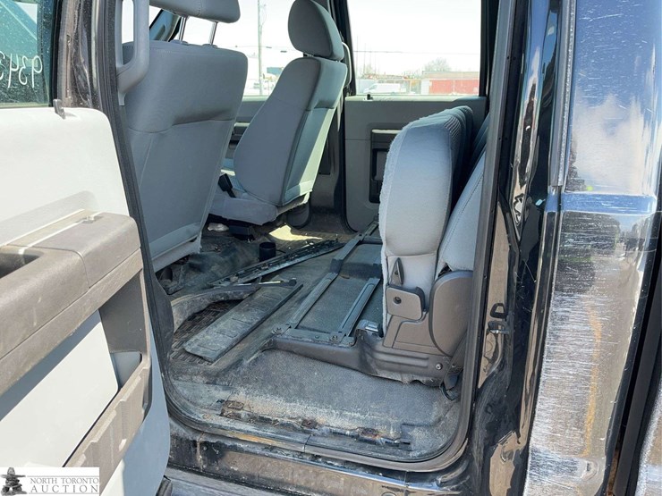 2015-ford-f250-image-15