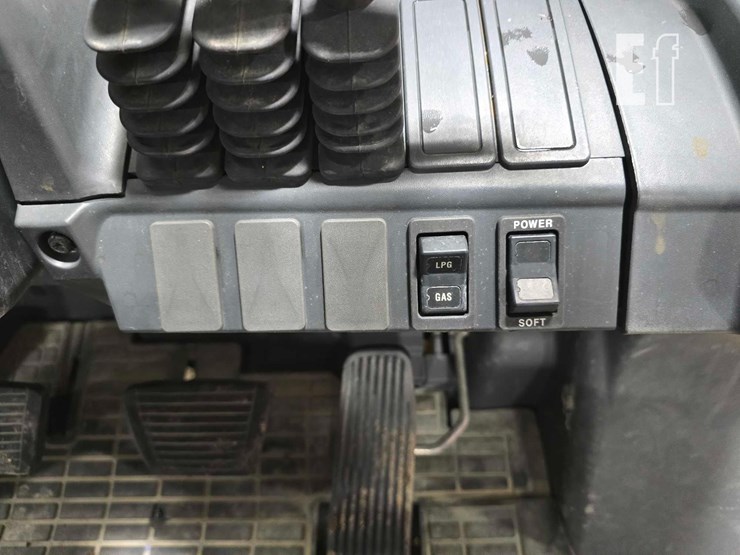 caterpillar-gp25n-image-20