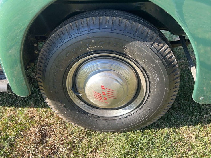 1946-ford-pickup-image-38