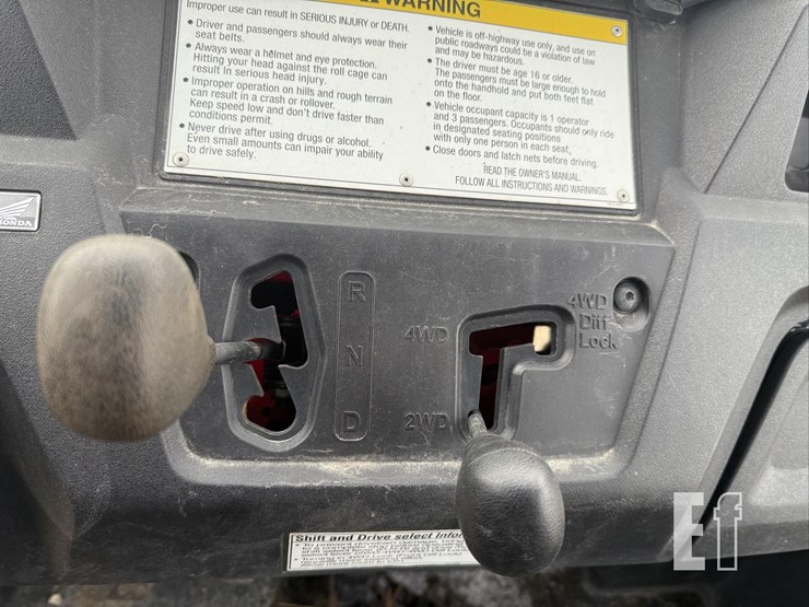 2016-honda-pioneer-700-image-20