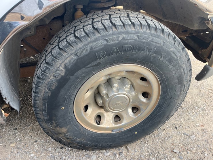 2001-ford-f250-image-15