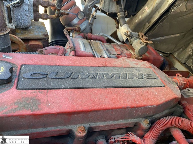 2017-international-durastar-4300-image-26