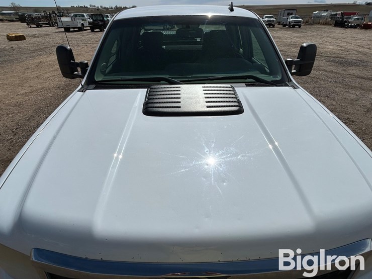 2013-gmc-sierra-3500-image-12