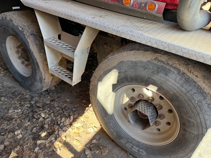 2007-western-star-4900-image-12