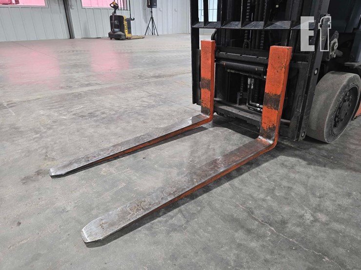 toyota-8fbc18u-image-9