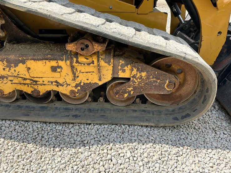 2016-caterpillar-289d-image-14