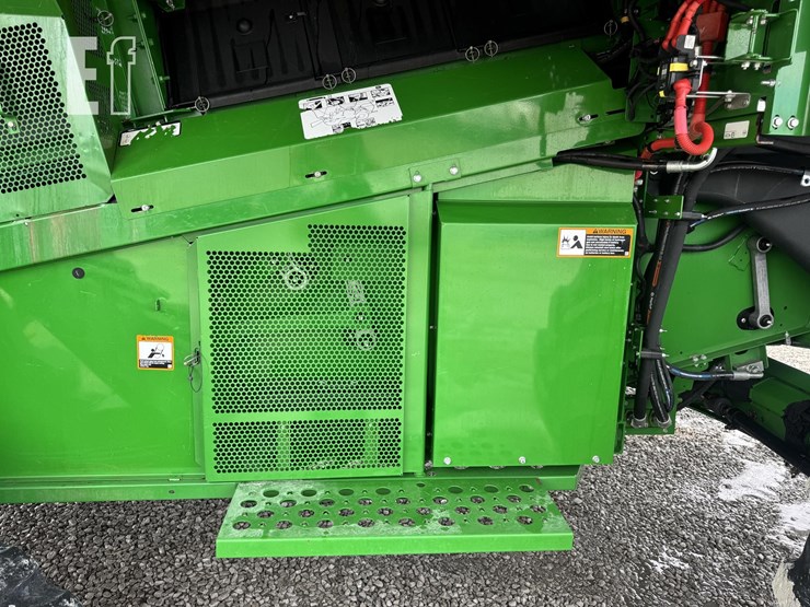 2020-john-deere-s780-image-18