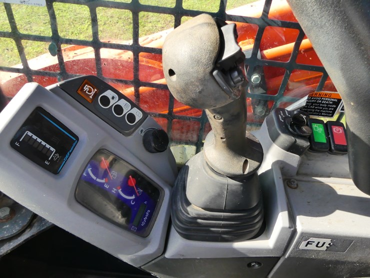 kubota-svl97-2-image-13