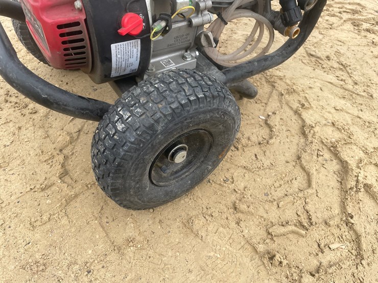 #3921-•-clean-machine-3,400-psi-pressure-washer-image-17