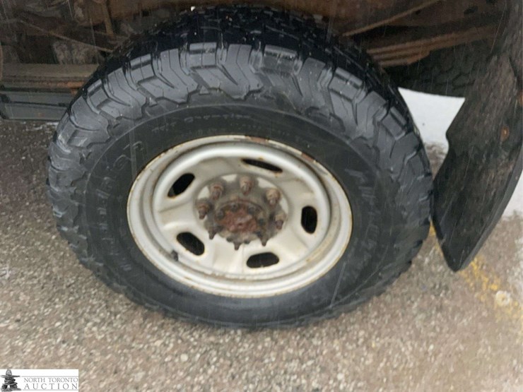 2016-ford-f350-image-25