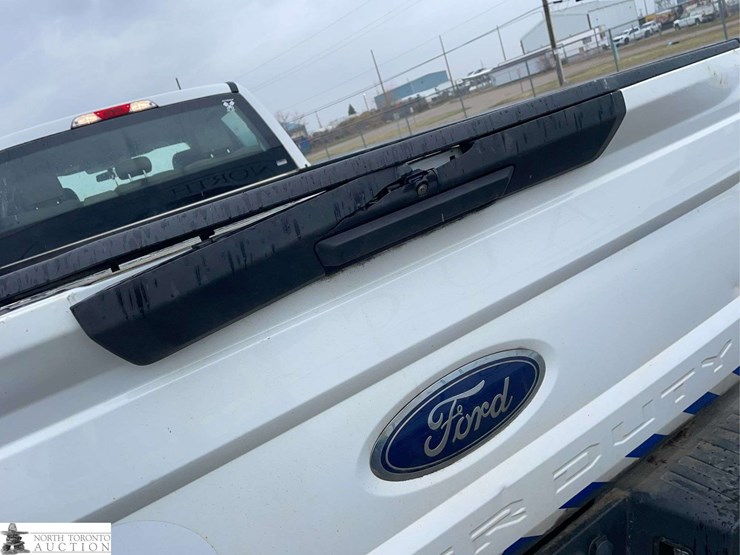 2019-ford-f350-image-33