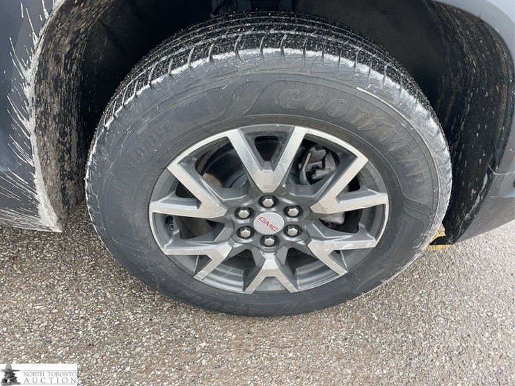 2021-gmc-acadia-image-23