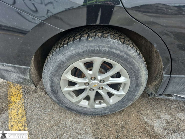 2018-chevrolet-equinox-image-27